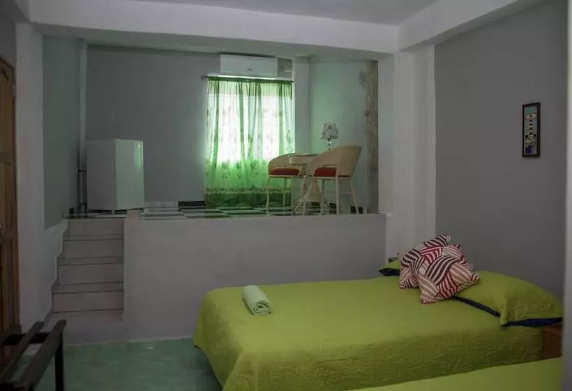 ペンション Hostal Sol Del Caribe