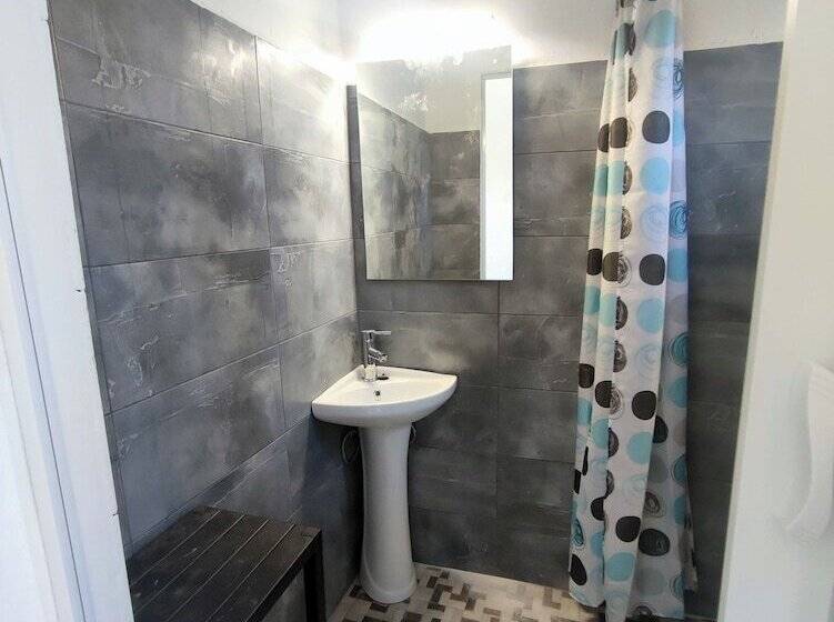 پانسیون Karavaki Apartments