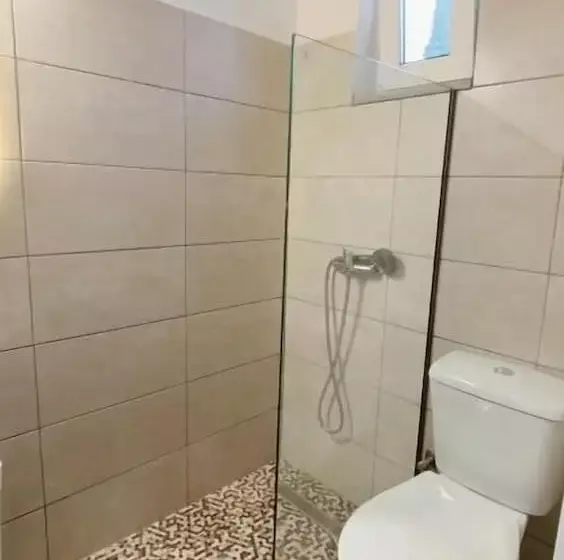 پانسیون Karavaki Apartments