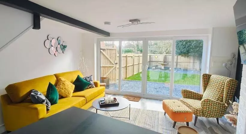 Residenssi Captivating 2 Bed House In Nettleham