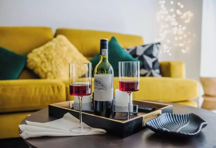 Residenssi Captivating 2 Bed House In Nettleham