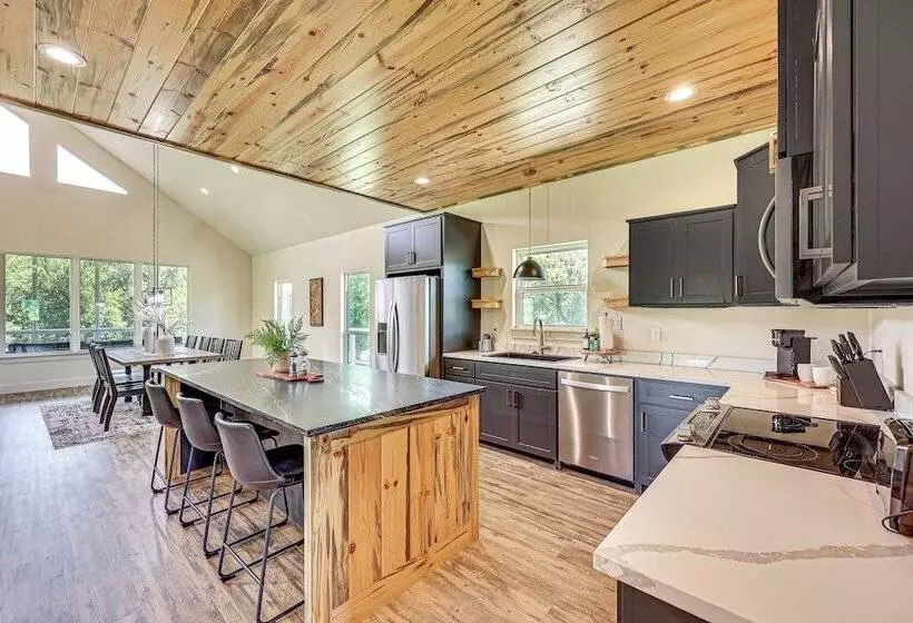 Riverfront Murfreesboro Cabin W/ Fire Pit