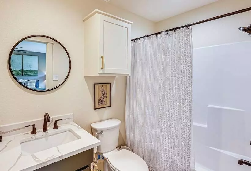 Riverfront Murfreesboro Cabin W/ Fire Pit