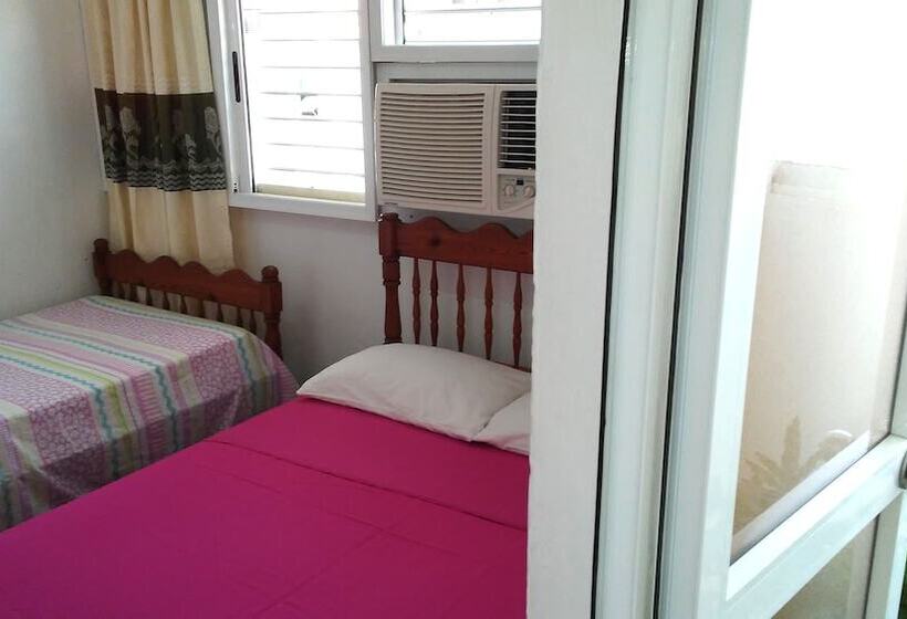 پانسیون Havana Breakfast Nohelia Y Osmany