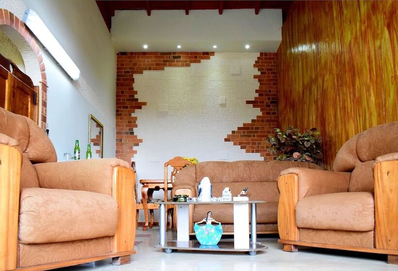 پانسیون Casa Colonial Mercedes