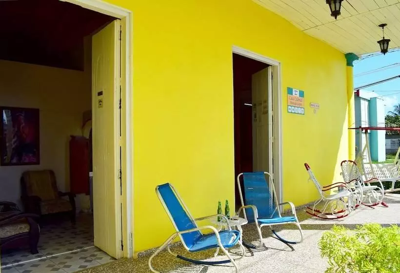 پانسیون Casa Colonial Mercedes