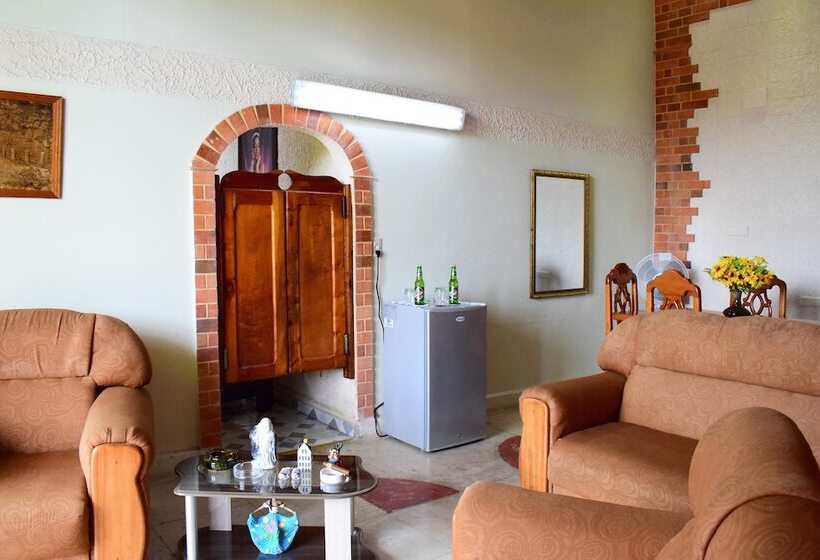 پانسیون Casa Colonial Mercedes