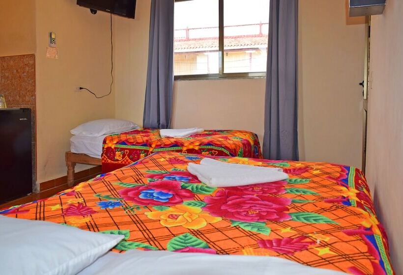 پانسیون Hostal Alcuria