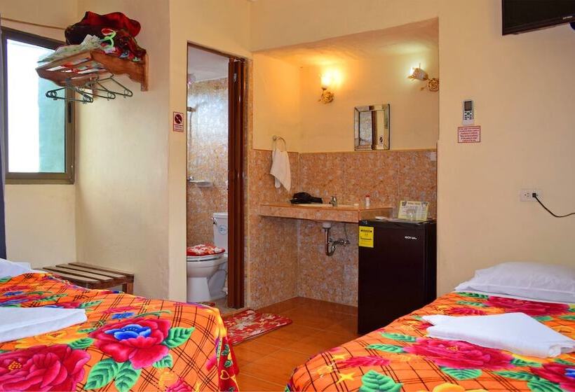 پانسیون Hostal Alcuria