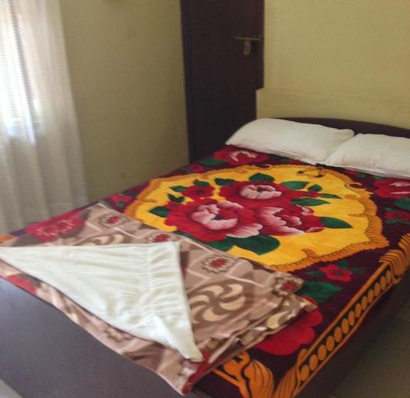 مبيت وإفطار Ambadi Villas