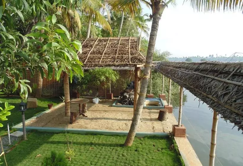 تختخواب و صبحانه Ambadi Villas