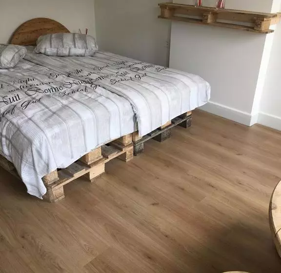 B&b Check Mate
