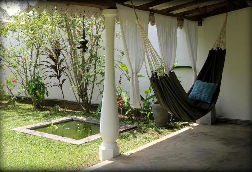 Bed & Breakfast Lilly House