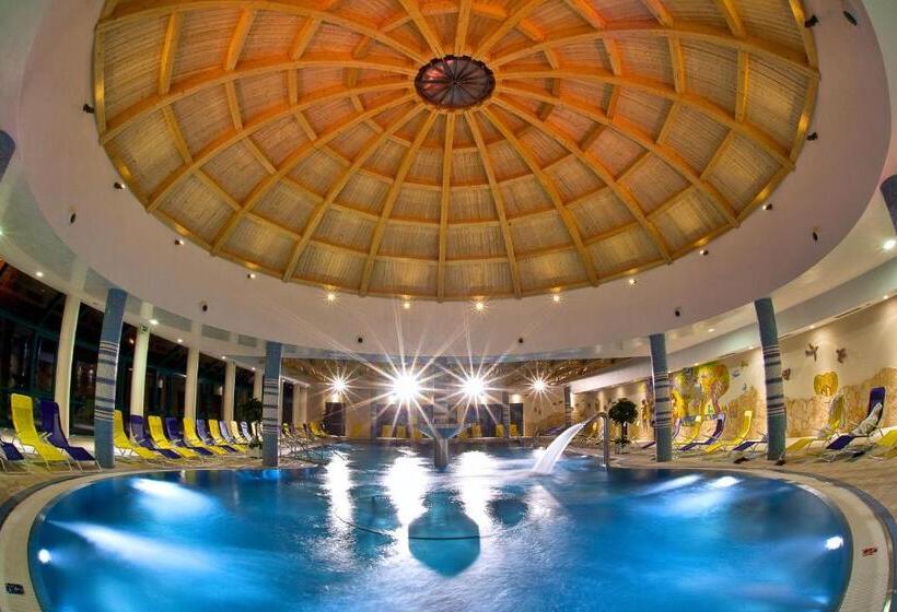 Отель Alexander