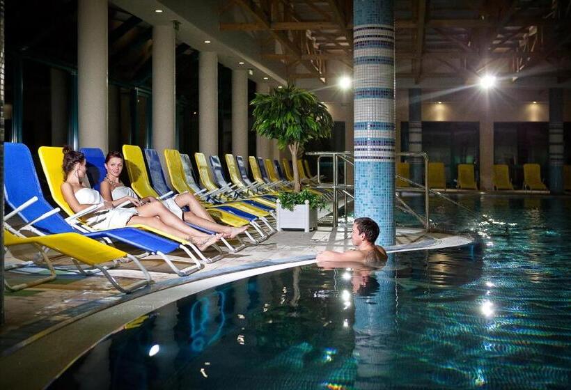 Отель Alexander