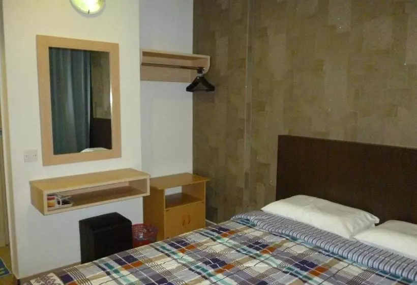 Hôtel G Six