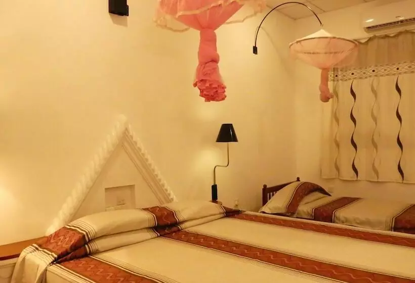Hotel Hemadan