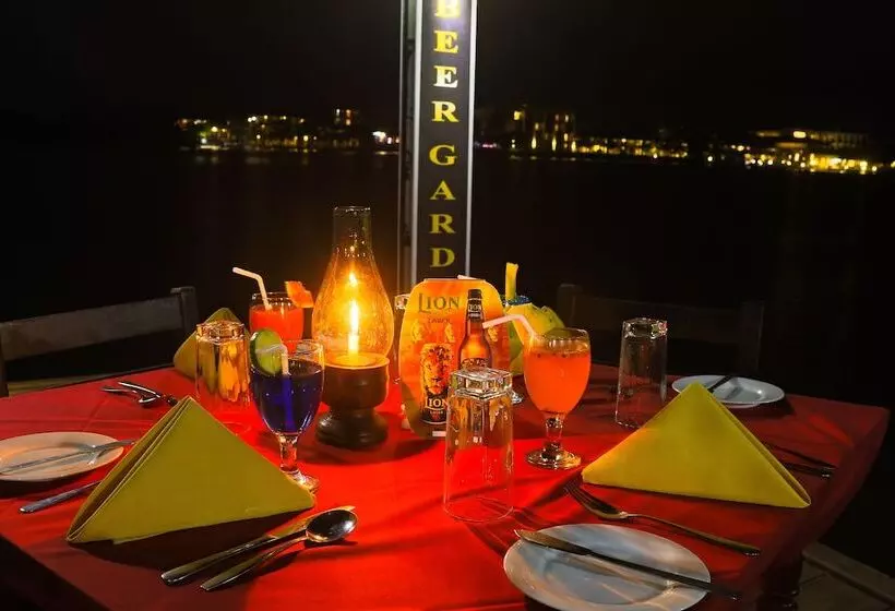 Hotel Hemadan