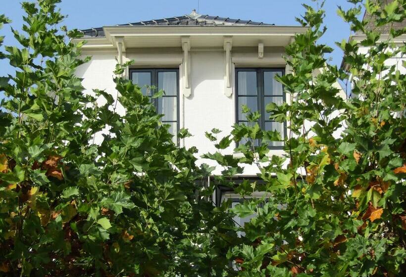 هتل Herberg Welgelegen