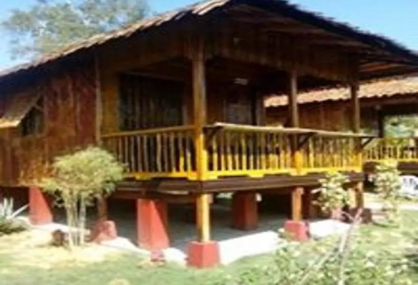 هتل Golden Beach Resort