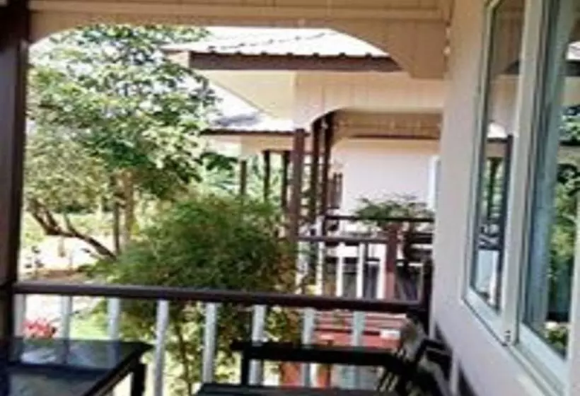هتل Golden Beach Resort