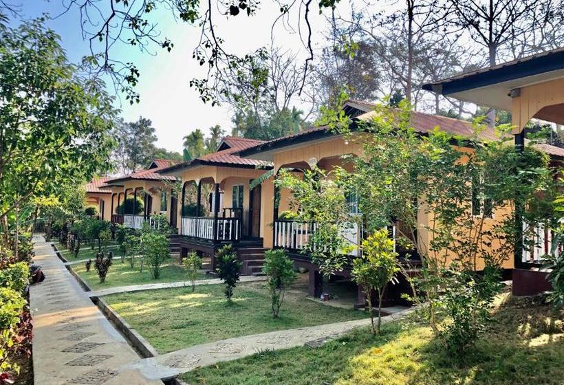 هتل Golden Beach Resort