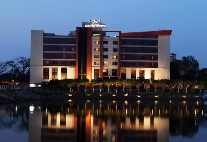 Hotelli Le Lac Sarovar Portico Ranchi