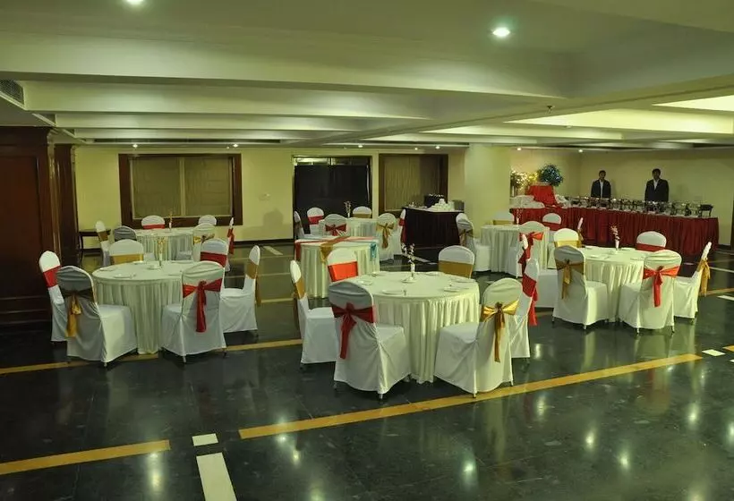 Hotelli Le Lac Sarovar Portico Ranchi