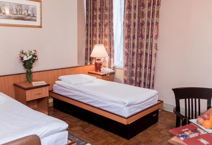 酒店 Optima Kremenchuk