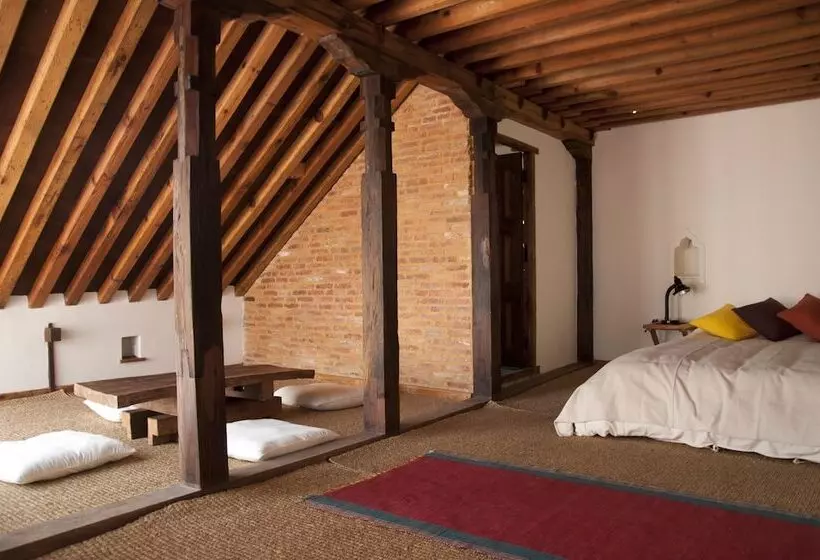 هتل The Inn Patan