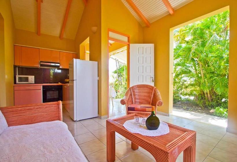 استراحتگاه Village De Bragelogne