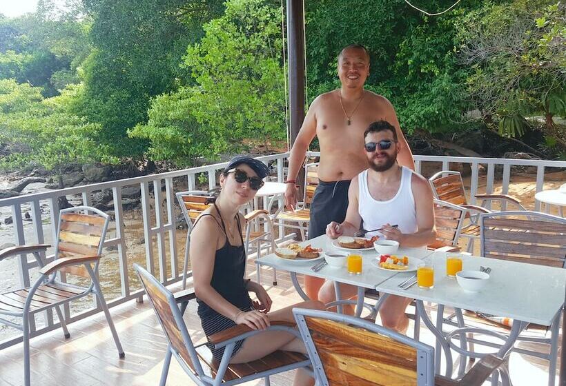 Samloem Laguna Resort