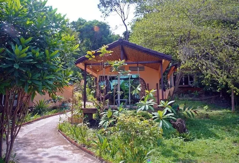 Samloem Laguna Resort