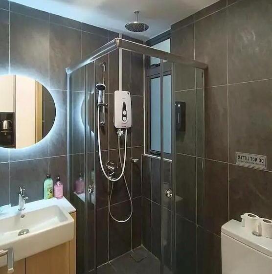 تختخواب و صبحانه Ast Boutique Suites