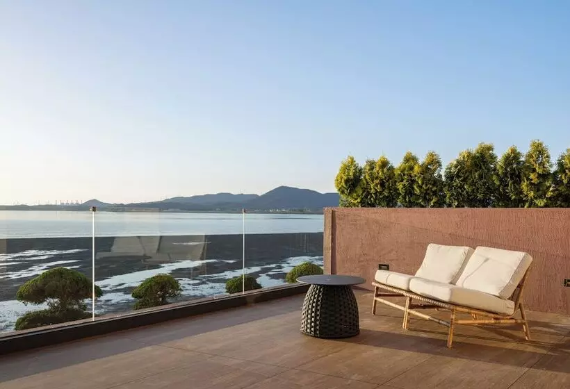 Bale Resort