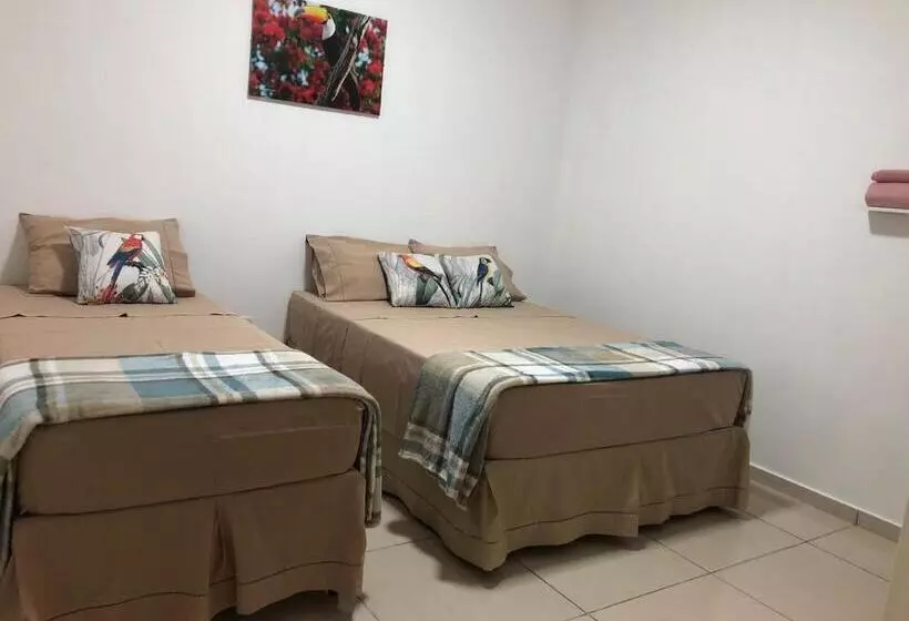 Retkeilymaja Pousada Eiru