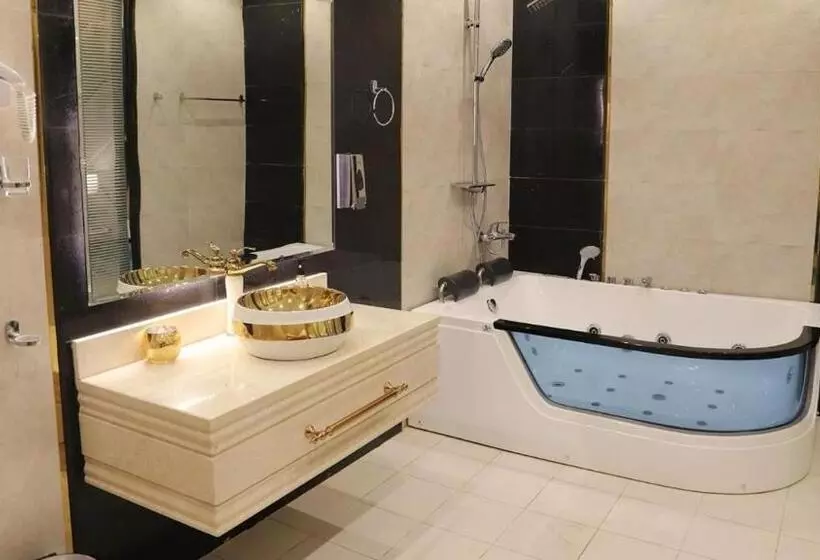 هتل کپسول قولدن روز