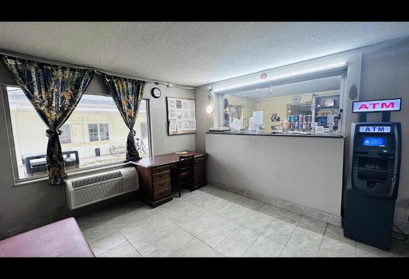 호텔 Hallmark Inn By Oyo Fort Wayne