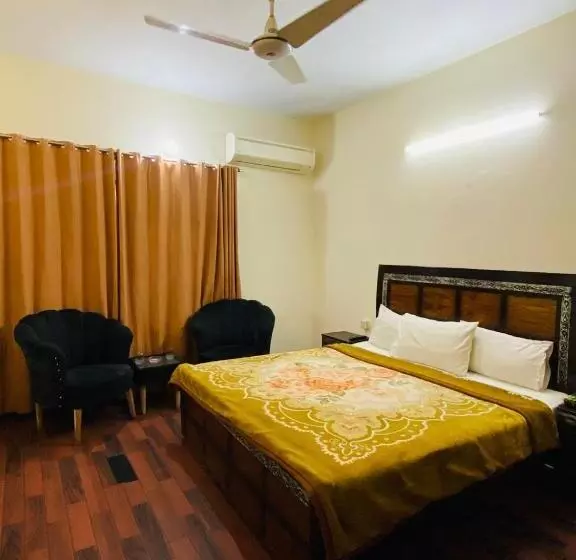پانسیون Comfort Inn Luxury Living Guest House