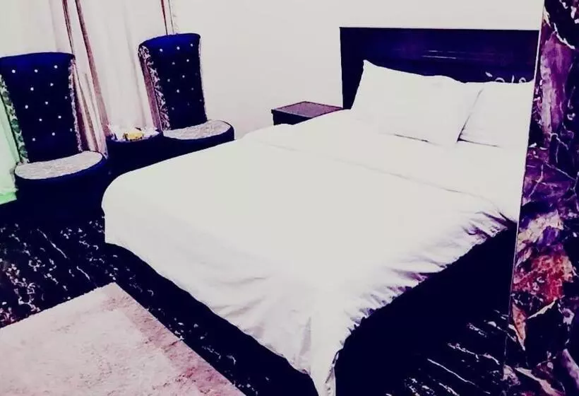پانسیون Comfort Inn Luxury Living Guest House
