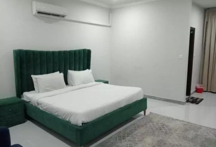 پانسیون Comfort Inn Luxury Living Guest House