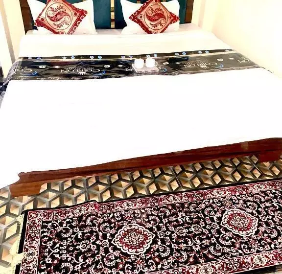 Majatalo Kashi Family Stay Inn