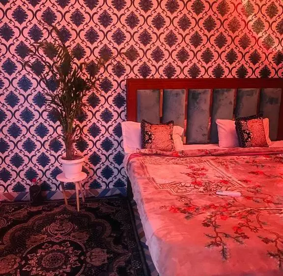 Majatalo Kashi Family Stay Inn