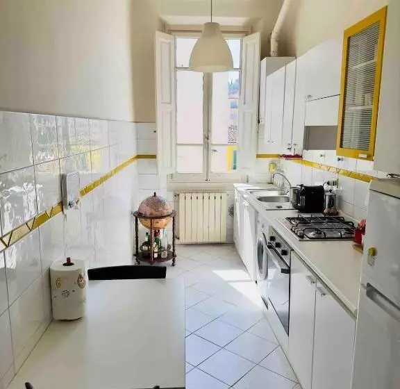 پانسیون The Hamilton House