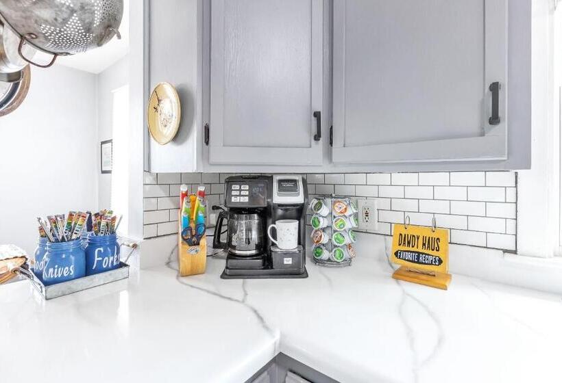 The Dawdy Haus Bed And Breakfast