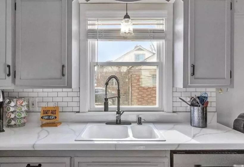 The Dawdy Haus Bed And Breakfast