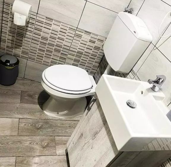 تختخواب و صبحانه Room V 1944