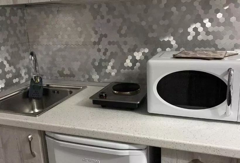 تختخواب و صبحانه Room V 1944