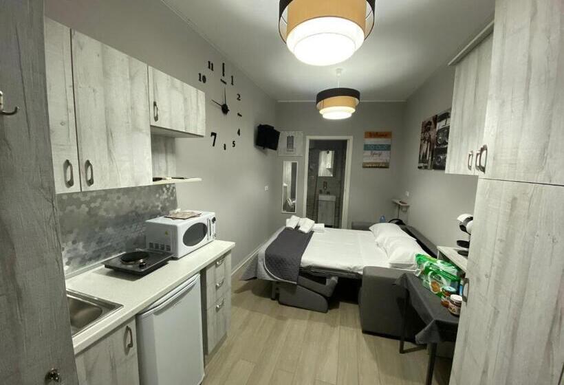 צימר Room V 1944