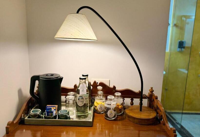 בית מלון כפרי La Plage Seaview Suites